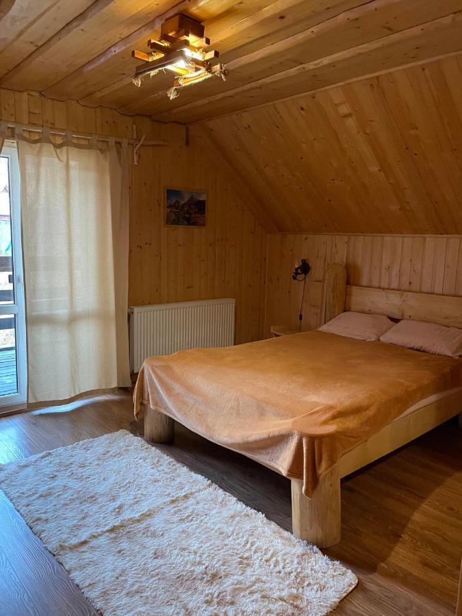 Sadyba Sunny House Pilipets Екстериор снимка